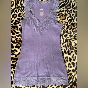 Lilac lace tank top with a touch of glamour #glamour